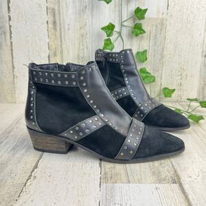 Amuse Society x Matisse Womens Sorrento Studded Ankle Boot 7.5M Black Suede Poin